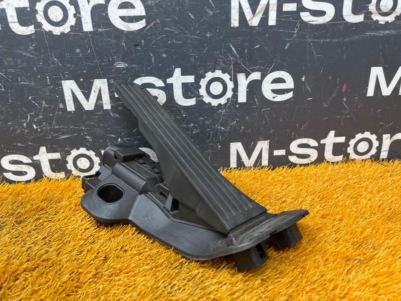 педаль газа, 1500 рублей, Красноярск