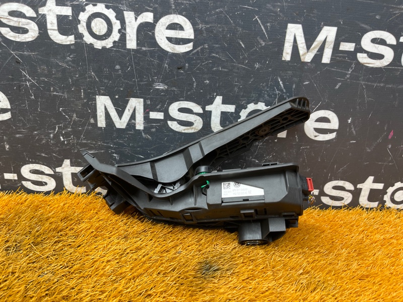 педаль газа, 1500 рублей, Красноярск