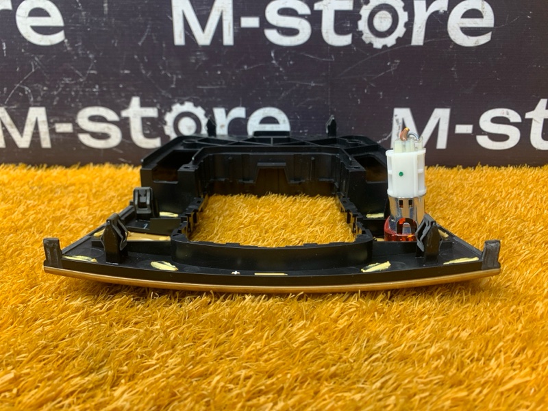 Накладка центральной консоли, 1500 рублей, Красноярск