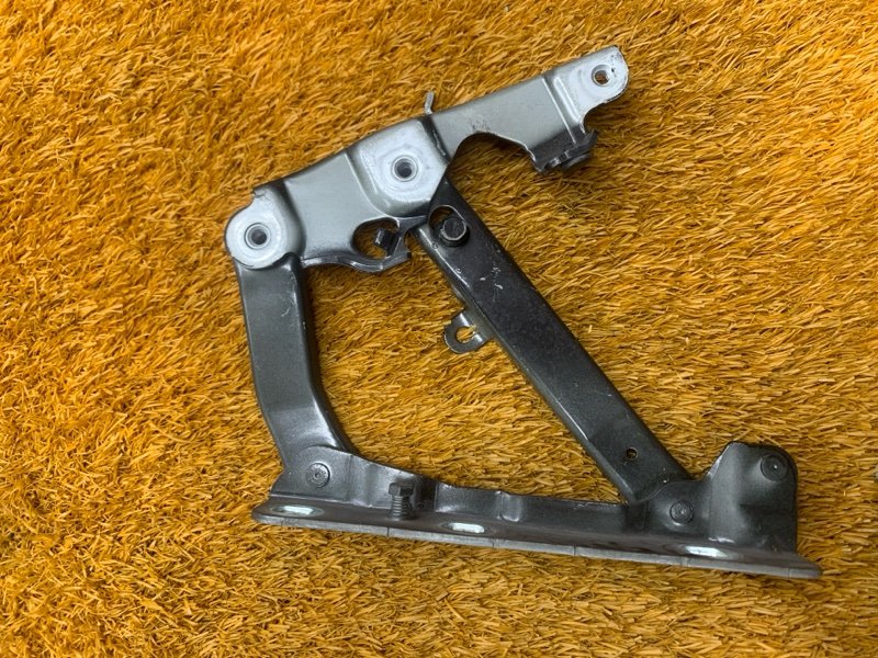 петля капота, 500 рублей, Красноярск