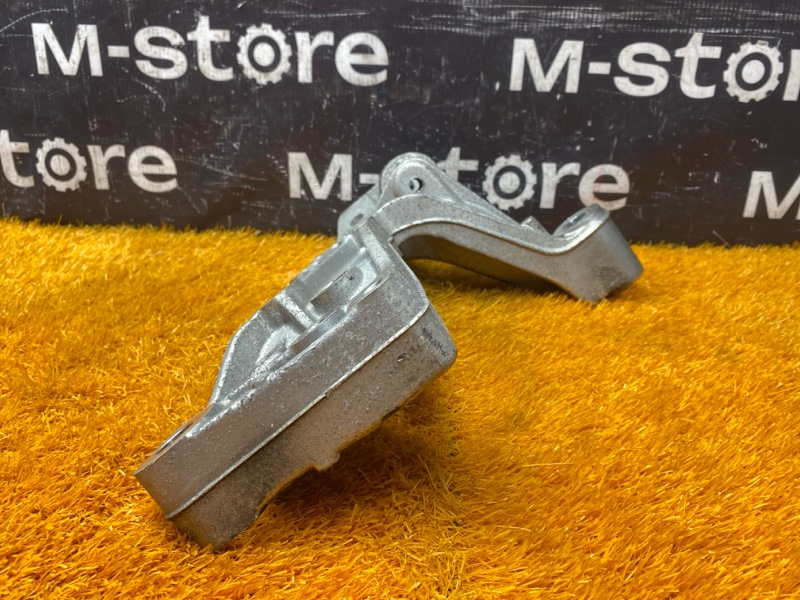 кронштейн рычага, 3000 рублей, Красноярск