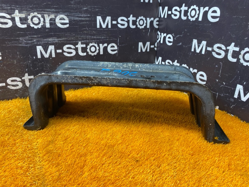 Кронштейн КПП, 500 рублей, Красноярск