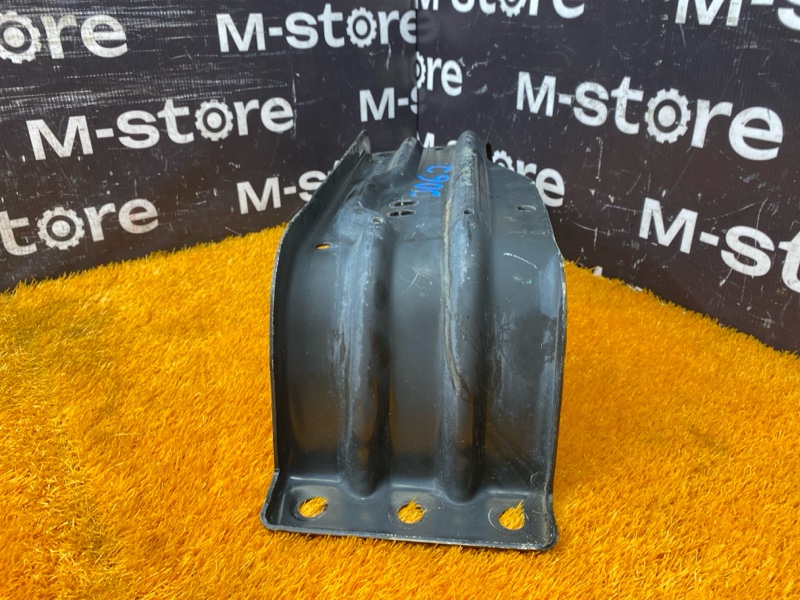 Кронштейн КПП, 500 рублей, Красноярск