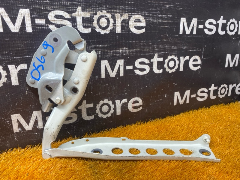 петля капота, 800 рублей, Красноярск