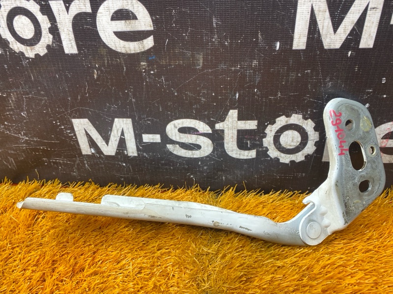 петля капота, 1500 рублей, Красноярск