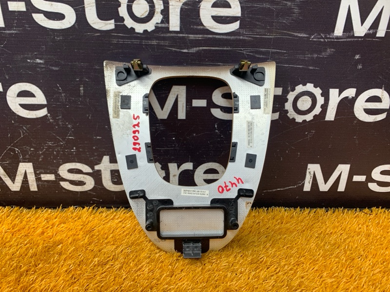 Накладка центральной консоли, 2000 рублей, Красноярск