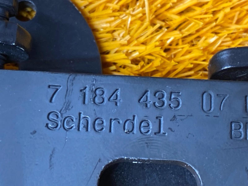 петля капота, 1400 рублей, Красноярск