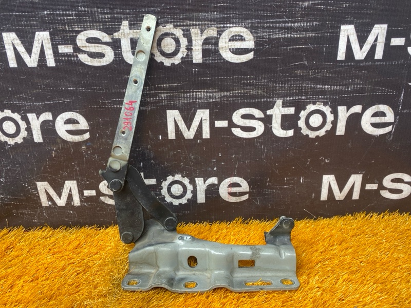 петля капота, 500 рублей, Красноярск