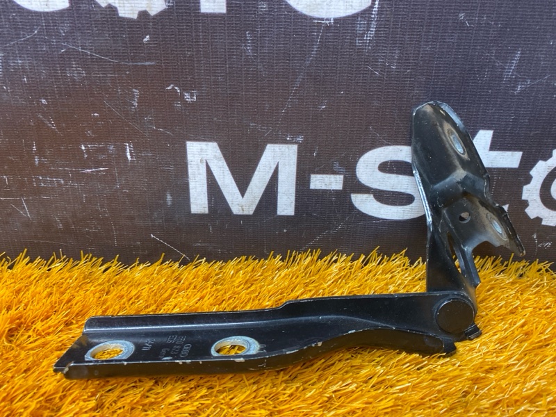 петля капота, 1000 рублей, Красноярск