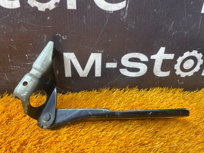 петля капота, 1000 рублей, Красноярск