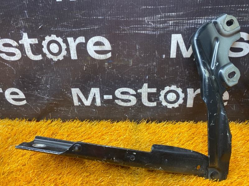 петля капота, 1500 рублей, Красноярск