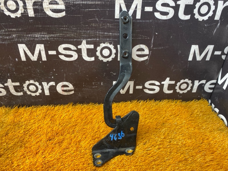 петля капота, 1200 рублей, Красноярск