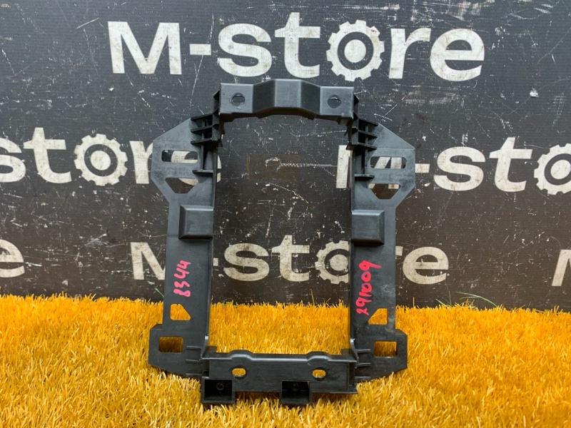 кронштейн центральной консоли, 340 рублей, Красноярск