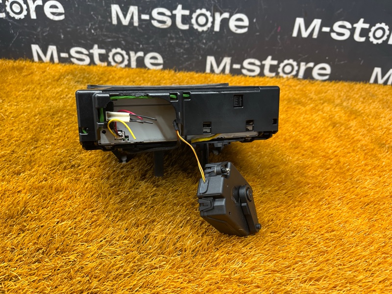 Блок кнопок (подогрев сидений), 900 рублей, Красноярск