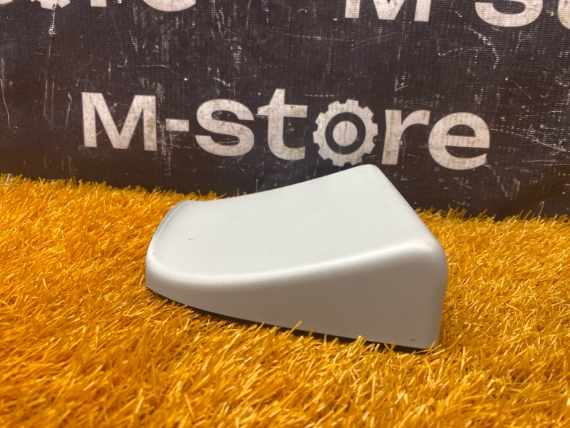 Накладка зеркала салонного, 1000 рублей, Красноярск