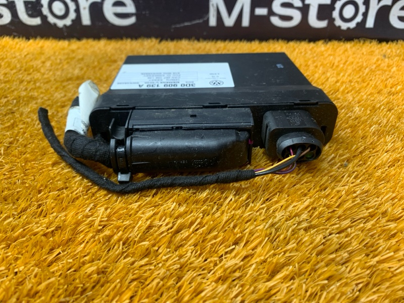 Блок управления центральным замком, 2000 рублей, Красноярск