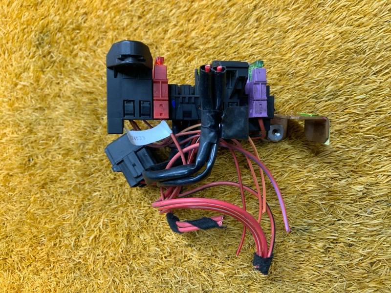 блок предохранителей, 1500 рублей, Красноярск