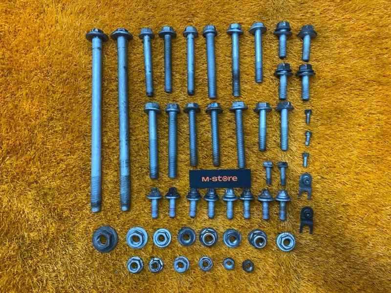 Болты и гайки задней подвески, 1000 рублей, Красноярск