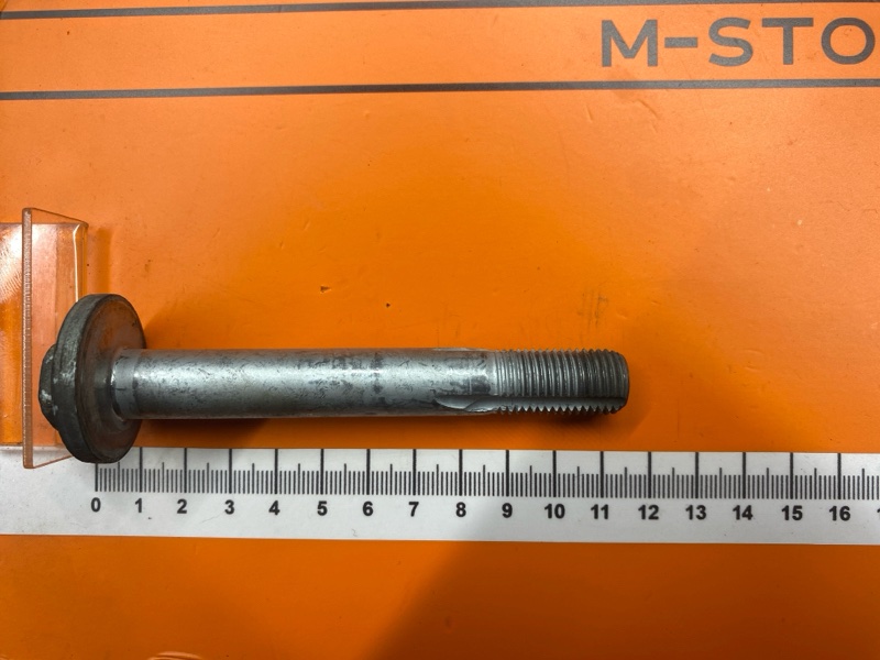 Болт развальный, 600 рублей, Красноярск