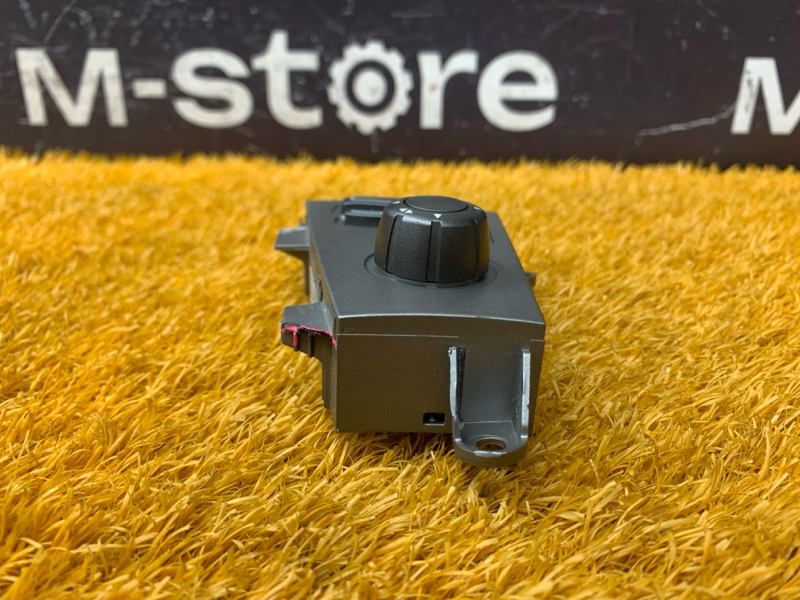 блок управления сиденьем, 2000 рублей, Красноярск