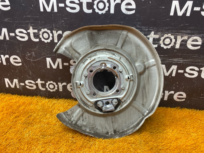 кулак поворотный, 1500 рублей, Красноярск