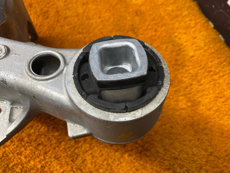 Балка поперечная (подрамник), 1000 рублей, Красноярск