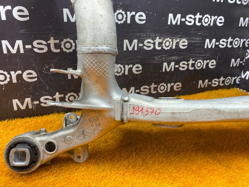 Балка поперечная (подрамник), 1000 рублей, Красноярск