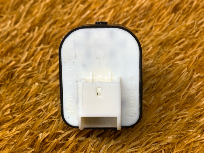 Кнопка регулировки зеркал, 300 рублей, Красноярск