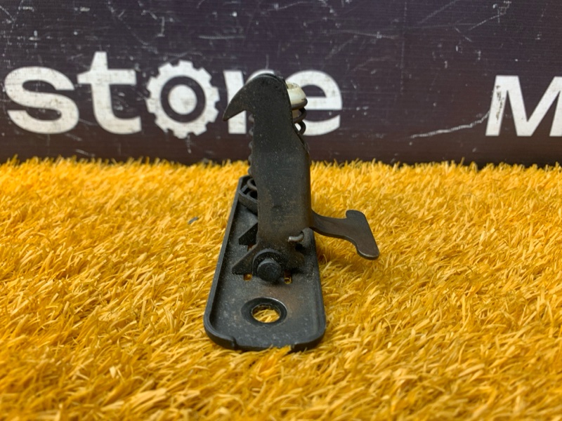 замок капота, 1600 рублей, Красноярск