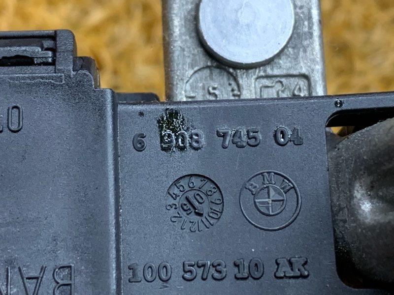 Клемма аккумулятора плюс, 900 рублей, Красноярск