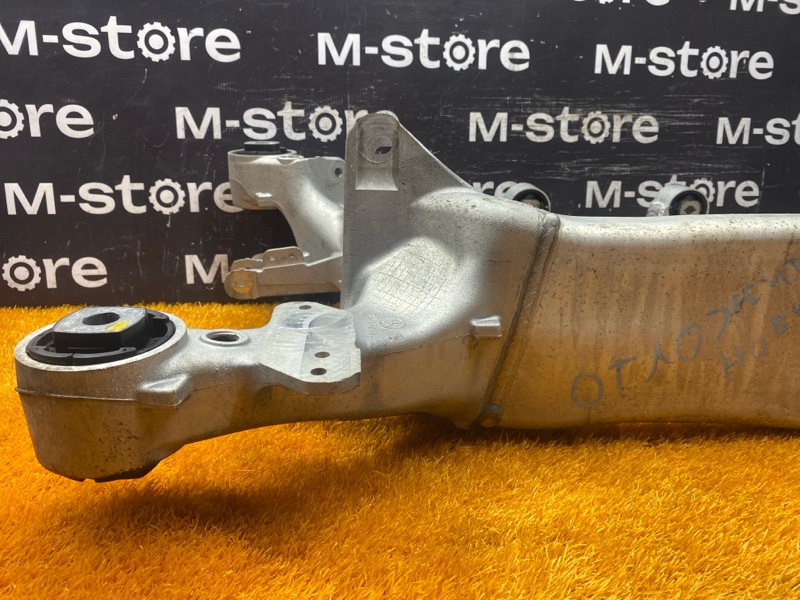 Балка поперечная (подрамник), 1000 рублей, Красноярск