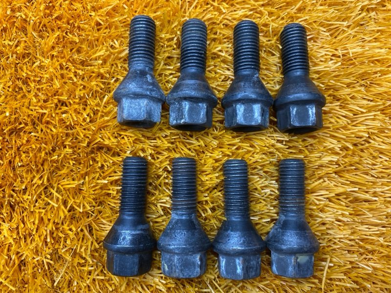 болт колесный, 1600 рублей, Красноярск