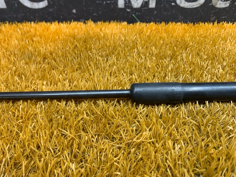 амортизатор капота, 500 рублей, Красноярск