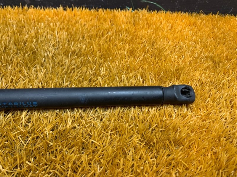 амортизатор капота, 500 рублей, Красноярск