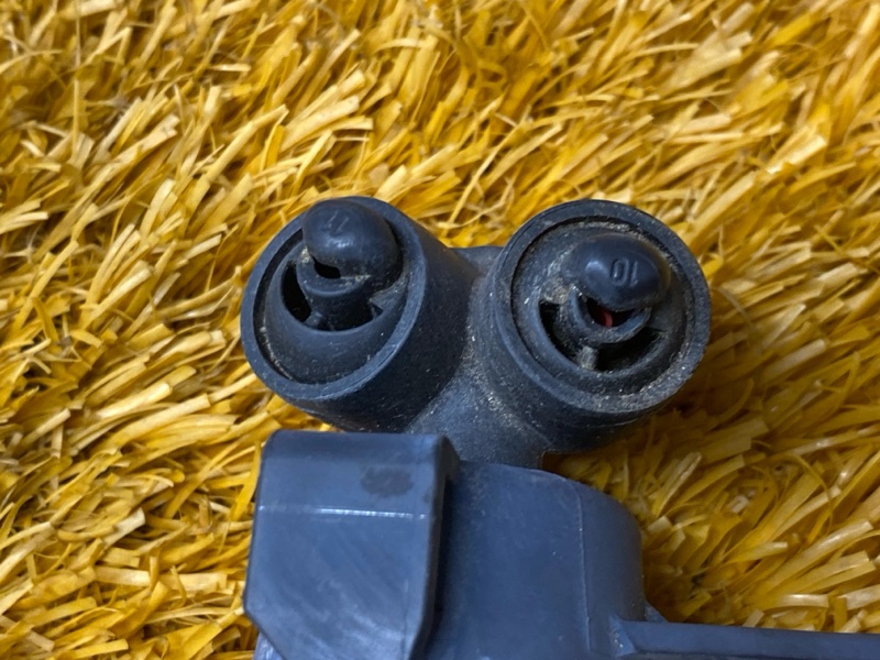 Форсунка омывателя фары, 1000 рублей, Красноярск