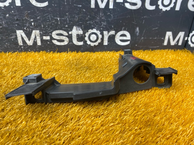 кронштейн фары, 1000 рублей, Красноярск