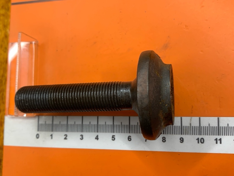 Болт привода, 200 рублей, Красноярск