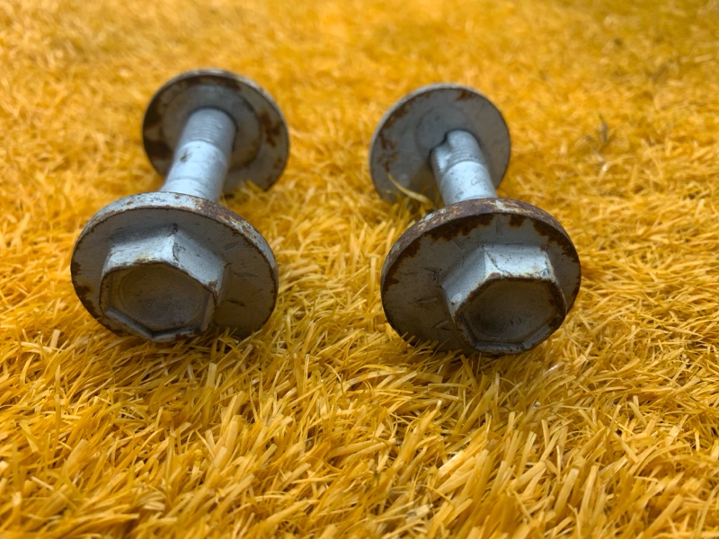 Болт развальный, 600 рублей, Красноярск