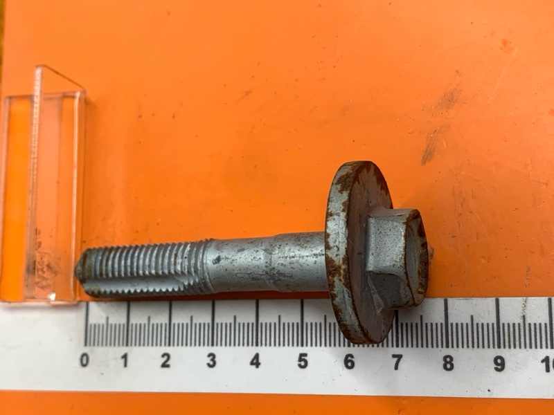 Болт развальный, 600 рублей, Красноярск