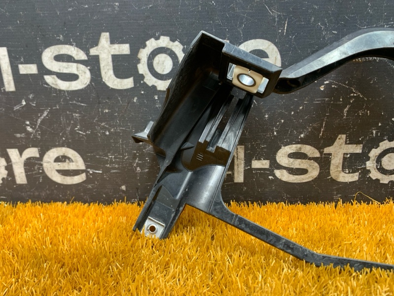 кронштейн фары, 2200 рублей, Красноярск