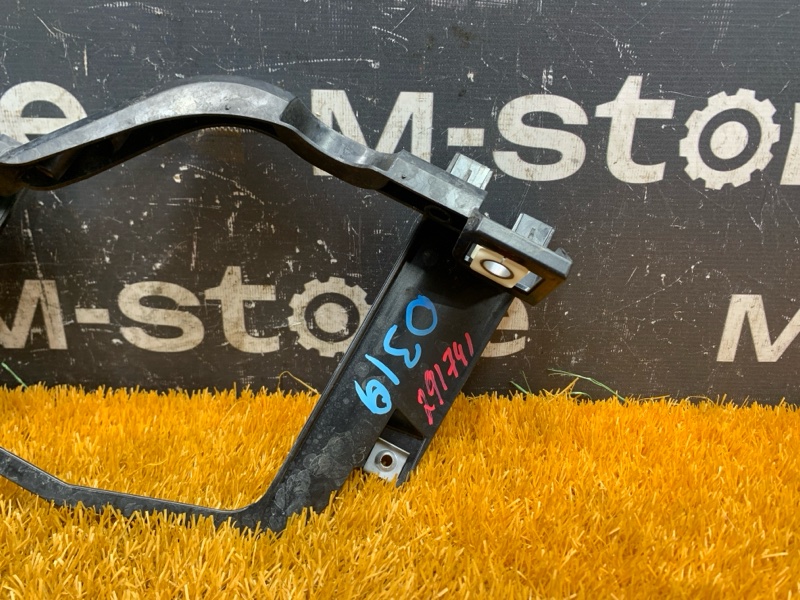 кронштейн фары, 2200 рублей, Красноярск