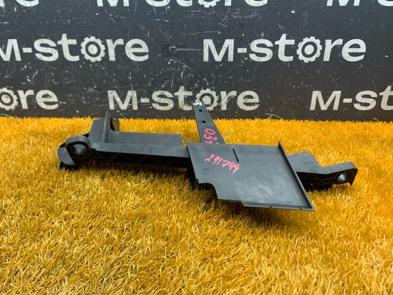 кронштейн фары, 800 рублей, Красноярск