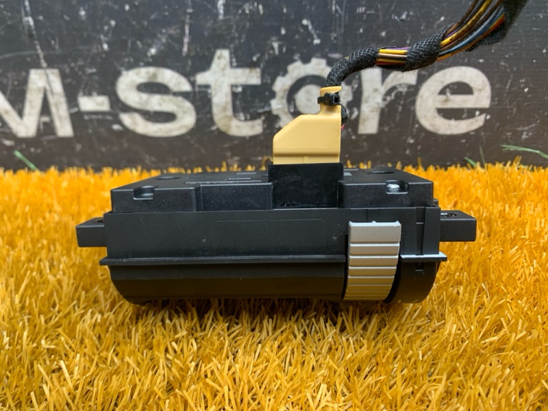 Кнопка управления подвеской, 900 рублей, Красноярск