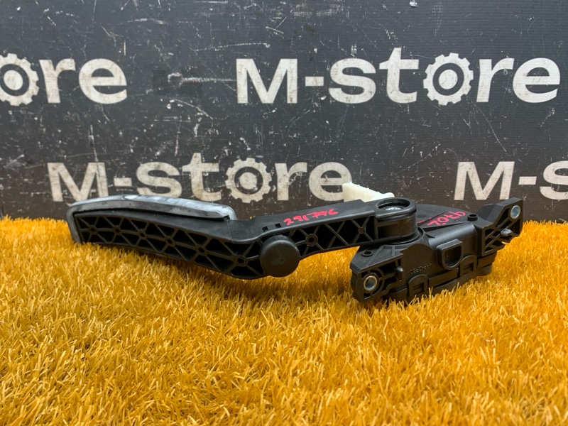 педаль газа, 800 рублей, Красноярск