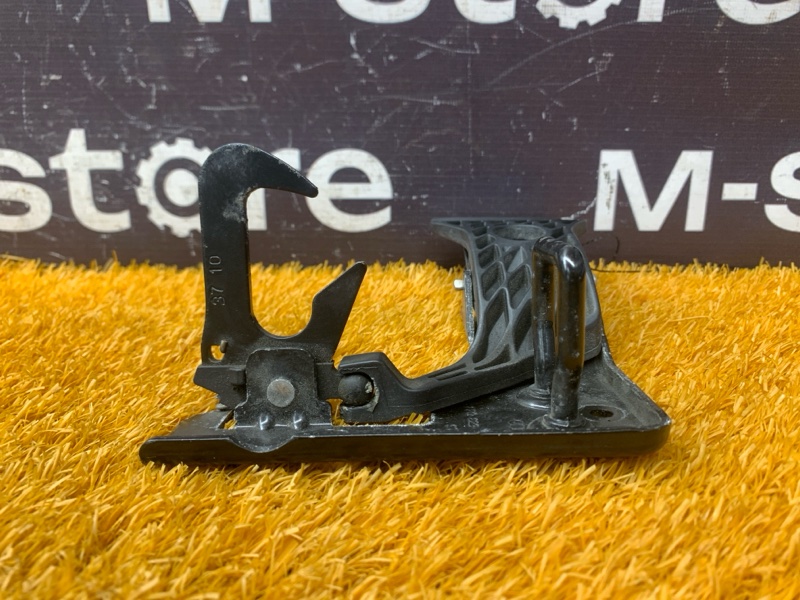 замок капота, 600 рублей, Красноярск