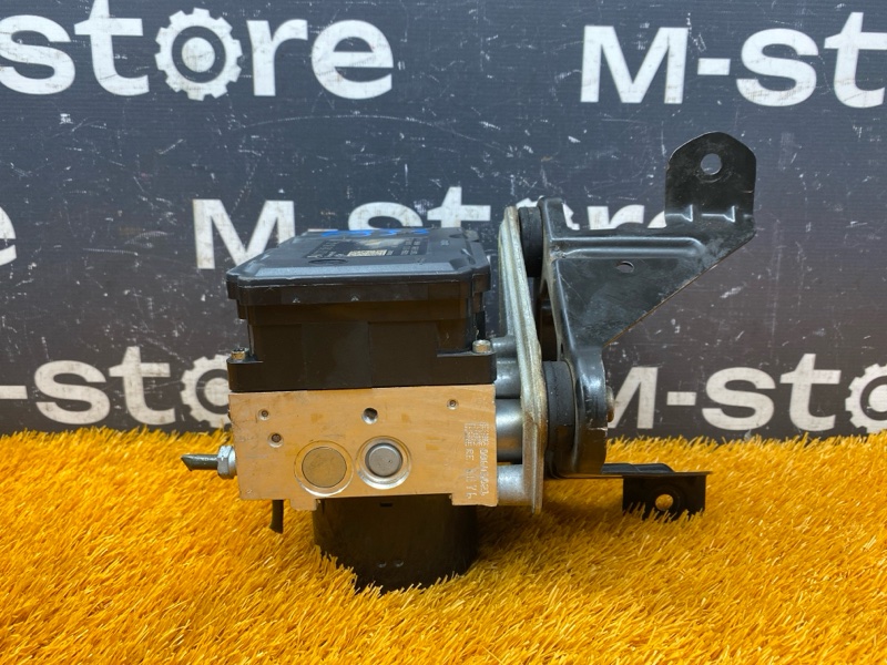 Блок ABS, 35000 рублей, Красноярск