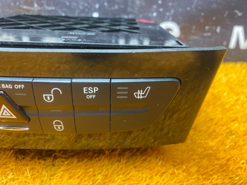 Блок кнопок (подогрев сидений), 900 рублей, Красноярск