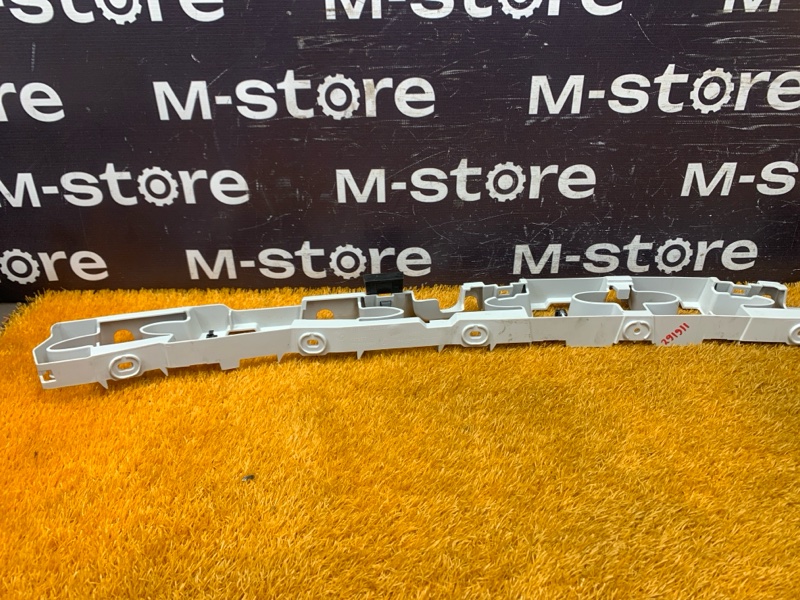 крепление бампера, 1000 рублей, Красноярск