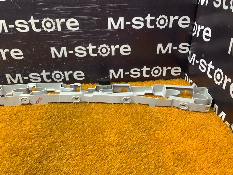 крепление бампера, 1000 рублей, Красноярск