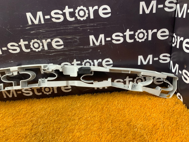 крепление бампера, 1000 рублей, Красноярск